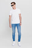 Erkek Beyaz Slim Fit Dar Kesim Bisiklet Yaka Kısa Kollu Yumuşak Tuşeli Basic Tişört
