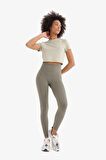 DeFactoFit Crop Bisiklet Yaka Basic Düz Sporcu Kısa Kollu Tişört D7295AX25SPKH513