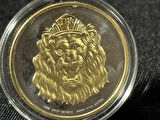 2023 Niue 2 Dolar Roaring Lion – Ruthenyum ve Altın Kaplama 1 Oz Gümüş 500 Limitli Hatıra Para