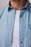 Slim Fit Uzun Kol Çıt Çıtlı Tek Cep Kapaklı Denim Mavi Erkek Gömlek