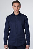 Erkek Slim Fit Dar Kesim Uzun Kollu Pamuklu Armürlü Tek Cepli Lacivert Gömlek