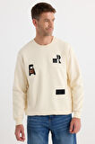 Erkek Relax Fit Rahat Kesim Pamuklu Lastikli Kol Bisiklet Yaka Baskılı Ekru Sweatshirt