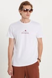 Erkek Slim Fit Dar Kesim %100 Pamuk Yumuşak Dokulu Baskılı Beyaz Bisiklet Yaka Tişört
