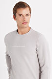 Erkek Standart Fit Pamuklu Bisiklet Yaka Şardonlu Baskılı Açık Gri Sweatshirt 