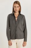 Kadın Slim Fit Dar Kesim Uzun Kollu Pamuklu Vücuda Oturan Dokulu Antrasit Basic Gömlek