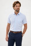Erkek Regular Fit Klasik Kesim Pamuklu Kısa Kollu Armürlü Mavi Gömlek