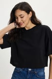 Kadın Slim Fit Dar Kesim %100 Pamuk Kısa Kollu Bisiklet Yaka Siyah Crop Tişört