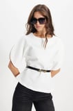Kadın Slim Fit Dar Kesim Kol Detaylı İnce Kemerli Fermuarlı Beyaz Bluz