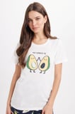 Kadın Regular Fit Klasik Kesim Pamuklu Bisiklet Yaka Kısa Kollu Baskılı Beyaz Pijama Takımı