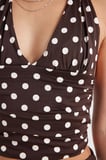 Kadın Standart Fit Normal Kesim Kolsuz Halter Yaka Boyundan Bağlamalı Puantiyeli Kahverengi Bluz