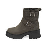 Kadın Yeşil Kemer Aksesuarlı Topuklu Deri Bot