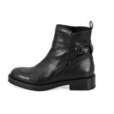 Kadın Siyah Toka Aksesuarlı Deri Bot