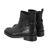 Kadın Siyah Toka Aksesuarlı Deri Bot