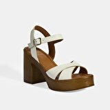 Beyaz Kadın Toka Detaylı Slingback Deri Sandalet