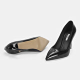 Siorad Siyah Kadın Rugan Topuklu Klasik Ayakkabı