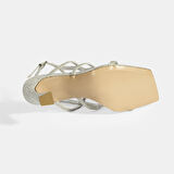 Zorion Gümüş Kadın Toka Detaylı Topuklu Abiye Ayakkabı