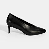 Kadın Siyah Klasik Topuklu Deri Ayakkabı