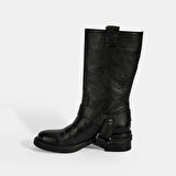 Kadın Siyah Metal Aksesuarlı Deri Biker Bot