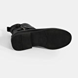 Kadın Siyah Metal Toka Detaylı Deri Bot