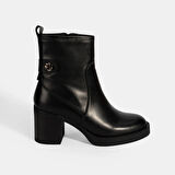 Kadın Siyah Kalın Topuklu Deri Bot