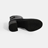 Kadın Siyah Kalın Topuklu Deri Bot