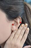 Kırmızı Yıldız Tragus Helix Piercing Mini Küpe