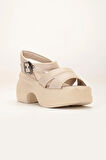 Kadın Dolgu Topuk Sandalet Bej 2 Kalın Bantlı cilt