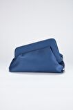 İndigo Asimetrik Çapraz Zincirli Saten Kadın  Clutch