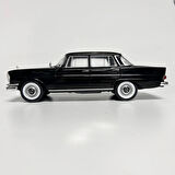 White Box 1/24 Mercedes Benz 220 W111