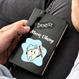 Kişiye Özel Diş Doktoru Tasarımlı Deri Not Defteri – Tüy Kalem Detaylı Şık Hediye
