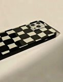 İPHONE 15 PRO MAX UYUMLU DAMA DESENLİ SİLİKON KILIF