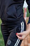 Siyah Beyaz İki Şeritli Biyeli Fermuarlı Kapüşonlu Spor Kadın Eşofman Takımı 21KESTAX11