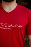 Kırmızı El Yazısı İmza Baskı Kısa Kollu V Yaka Erkek T-shirt 23ETSHVYAZ