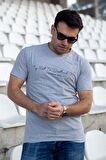 Erkek Gri El Yazısı İmza Baskı Normal Kesim Bisiklet Yaka Erkek T-Shirt 22ETSHEYAZ
