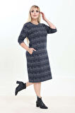 Çift Cepli Desenli Esnek Kışlık Büyük Beden Midi Elbise 21D-2756