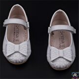 M2S Beyaz Kız Çocuk Fiyonklu Babet