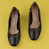 Trend Adımlar Siyah Özel Üretim Kadın Parlak Desen Klasik Ayakkabı