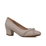 Trend Adımlar Krem Taş Sarmalı Kadın Klasik Ayakkabı