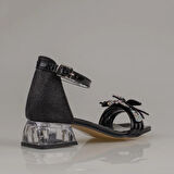 Trend Adımlar Siyah Kısa Topuklu Kemerli Kız Çocuk Klasik Ayakkabı