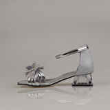 Trend Adımlar Gümüş Kısa Topuklu Kemerli Kız Çocuk Klasik Ayakkabı