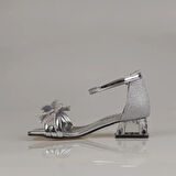 Trend Adımlar Gümüş Kısa Topuklu Kemerli Kız Çocuk Klasik Ayakkabı