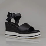 Trend Adımlar Siyah Tek Şerit Dolgu Topuk Kadın Sandalet