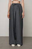 Kadın Düz Renk Beli Lastikli Bol Paça Pantolon