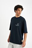 DeFacto Loose Fit Bisiklet Yaka Sırt Baskılı Kısa Kollu Tişört B4320AX24AUNV239