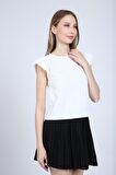 neslice Kadın Puantiyeli Vatkalı T-shirt M-BEYAZ