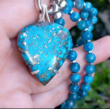 2336 İran nişabur Firuze Apatit el yapımı kolye a