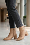 Bej Dar Kalıp Streç Bilek Boy Sivri Burun Polarlı Topuklu Kadın Bot 262326 Z