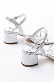 K-888 Kadın Gümüş İnce Sarmal Bantlı Topuklu Ayakkabı