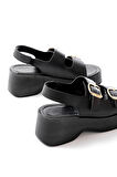 24414-572 Siyah Tokalı  Günlük Dolgu Topuk Kadın Sandalet