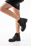 02-2001 Siyah Bağcıklı Fermuarlı Günlük Kadın Bot